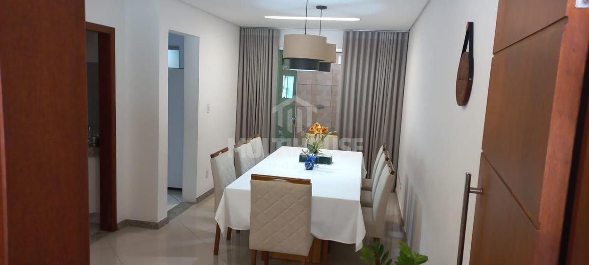 Casa, Planalto, 2 Quartos, 2 Vagas, 1 Suíte