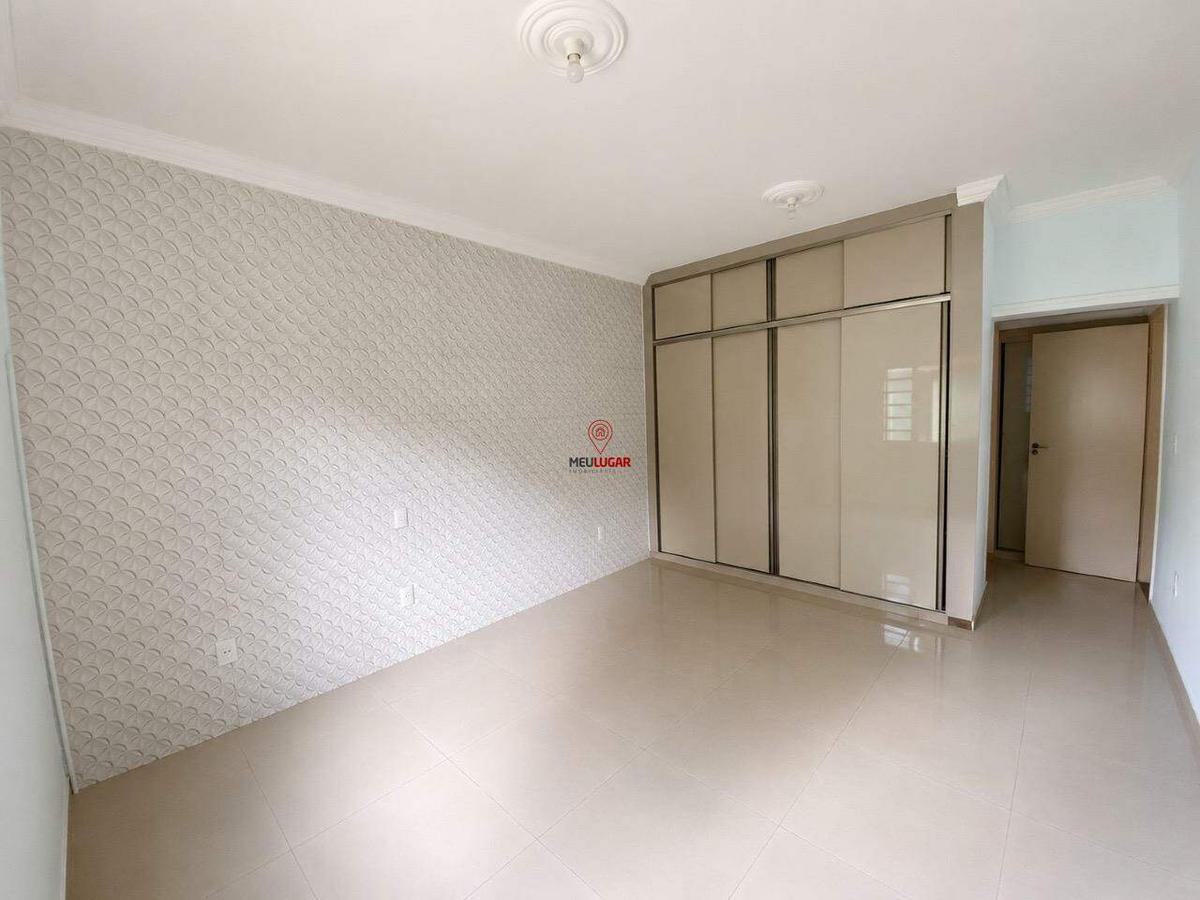 Casa, Conjunto Ademar Maldonado, 8 Quartos, 2 Vagas, 2 Suítes