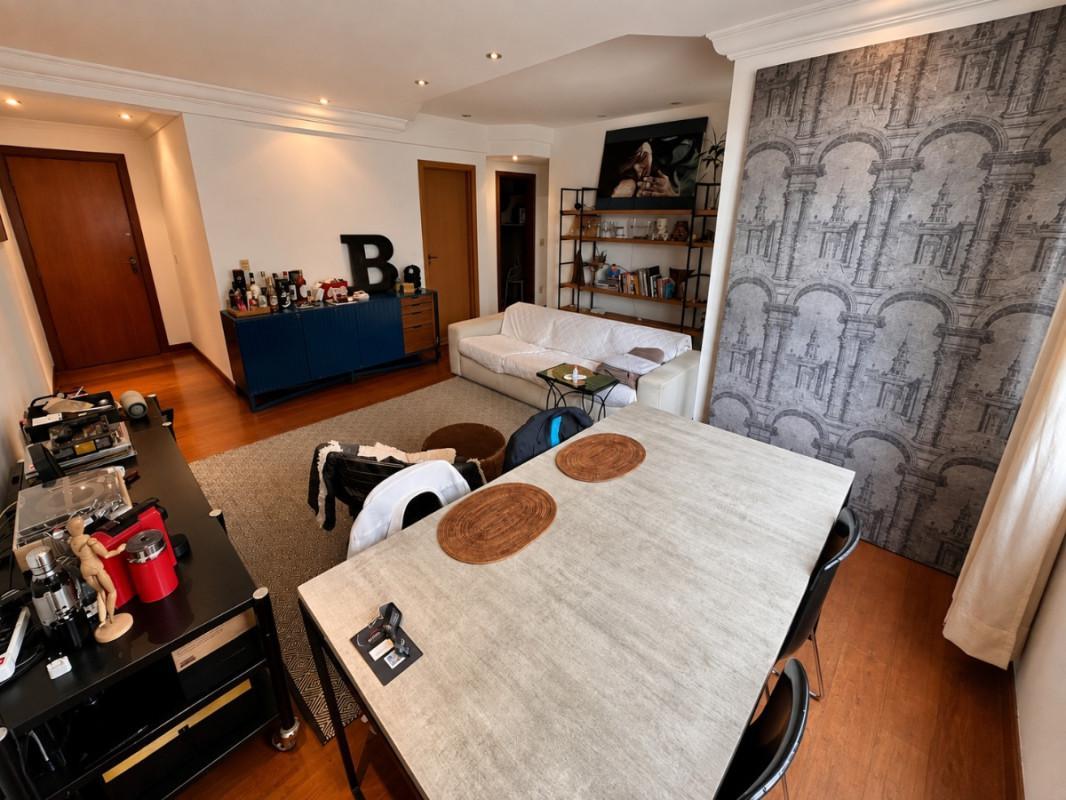 Apartamento, Vila Paris, 2 Quartos, 1 Vaga