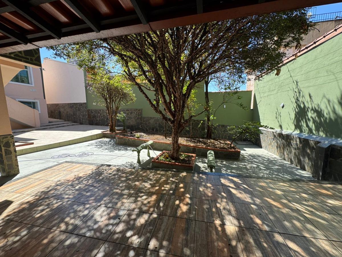 Casa, Colégio Batista, 4 Quartos, 4 Vagas, 2 Suítes