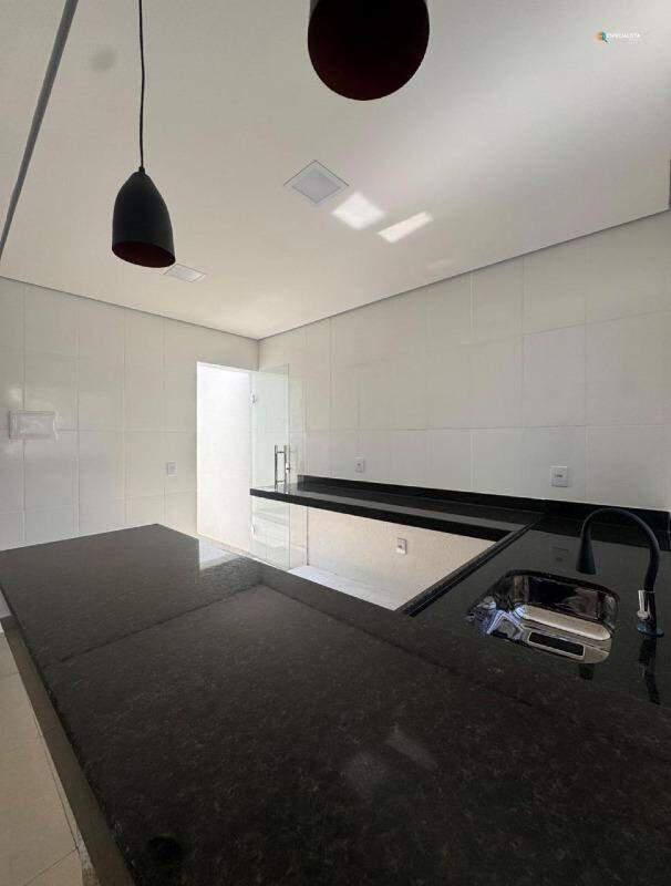 Casa, Liberdade, 3 Quartos, 3 Vagas, 1 Suíte