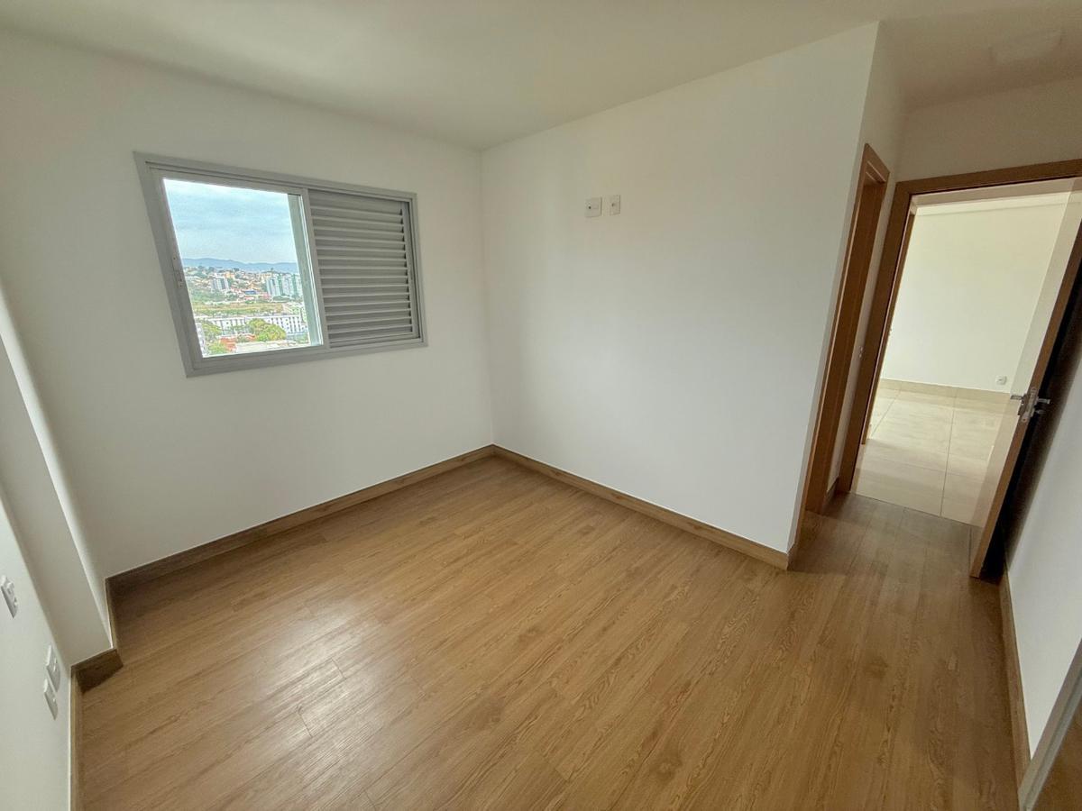 Apartamento, Liberdade, 2 Quartos, 2 Vagas, 1 Suíte