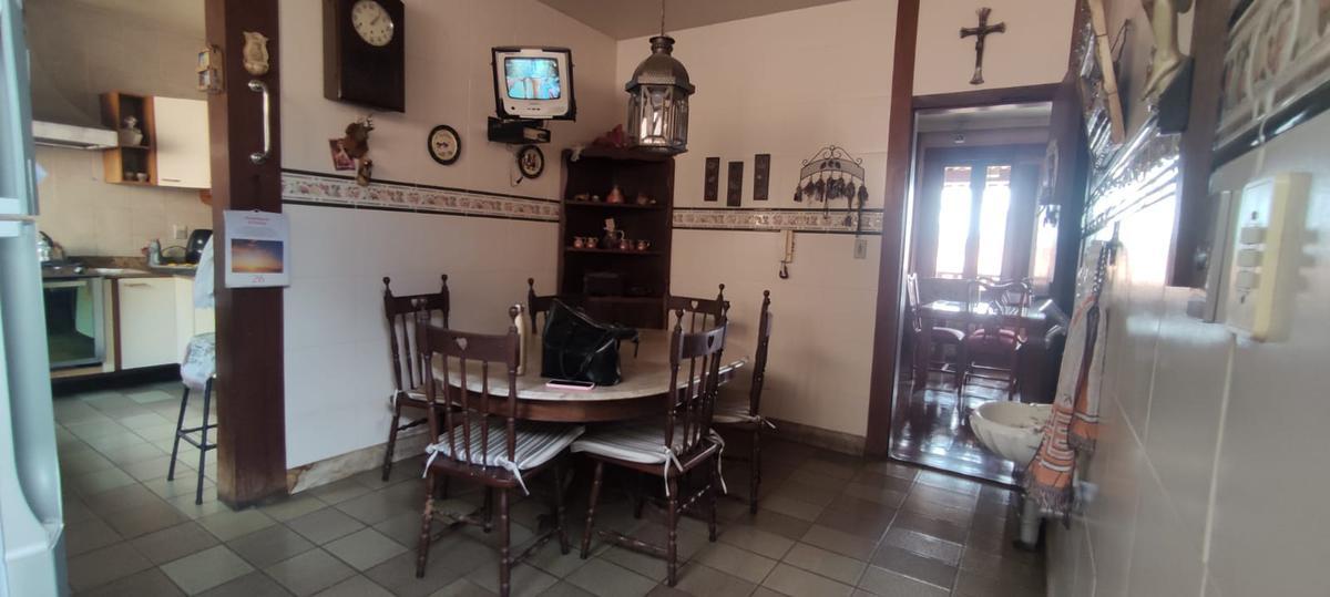 Casa, Santa Teresa, 8 Quartos, 15 Vagas, 1 Suíte