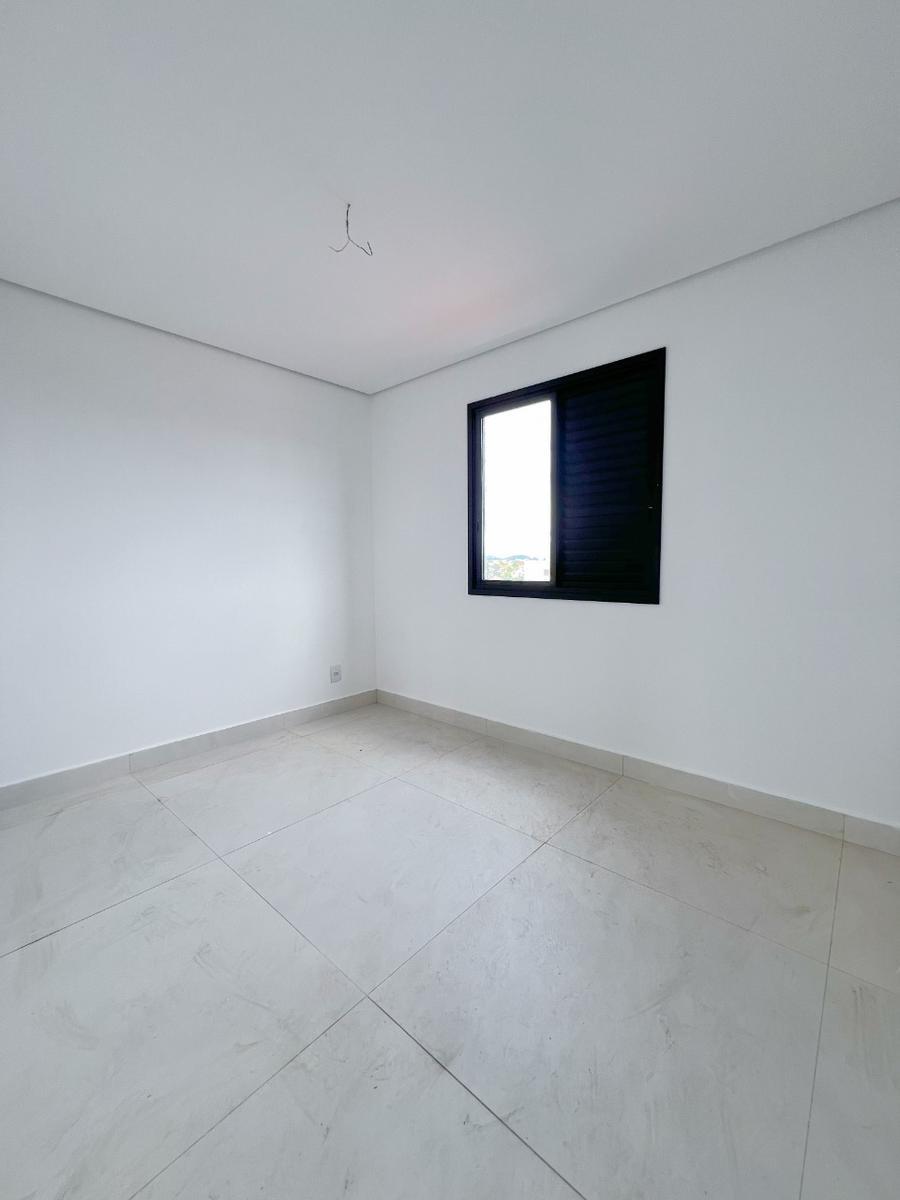 Cobertura, Santa Mônica, 2 Quartos, 1 Vaga, 1 Suíte