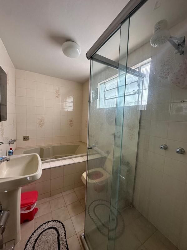 Casa, Centro, 3 Quartos, 2 Vagas, 1 Suíte