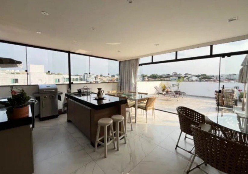 Cobertura, Itapoã, 4 Quartos, 8 Vagas, 2 Suítes