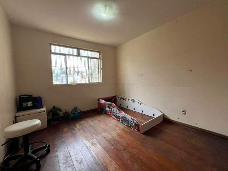 Casa, Nova Granada, 3 Quartos, 2 Vagas, 1 Suíte