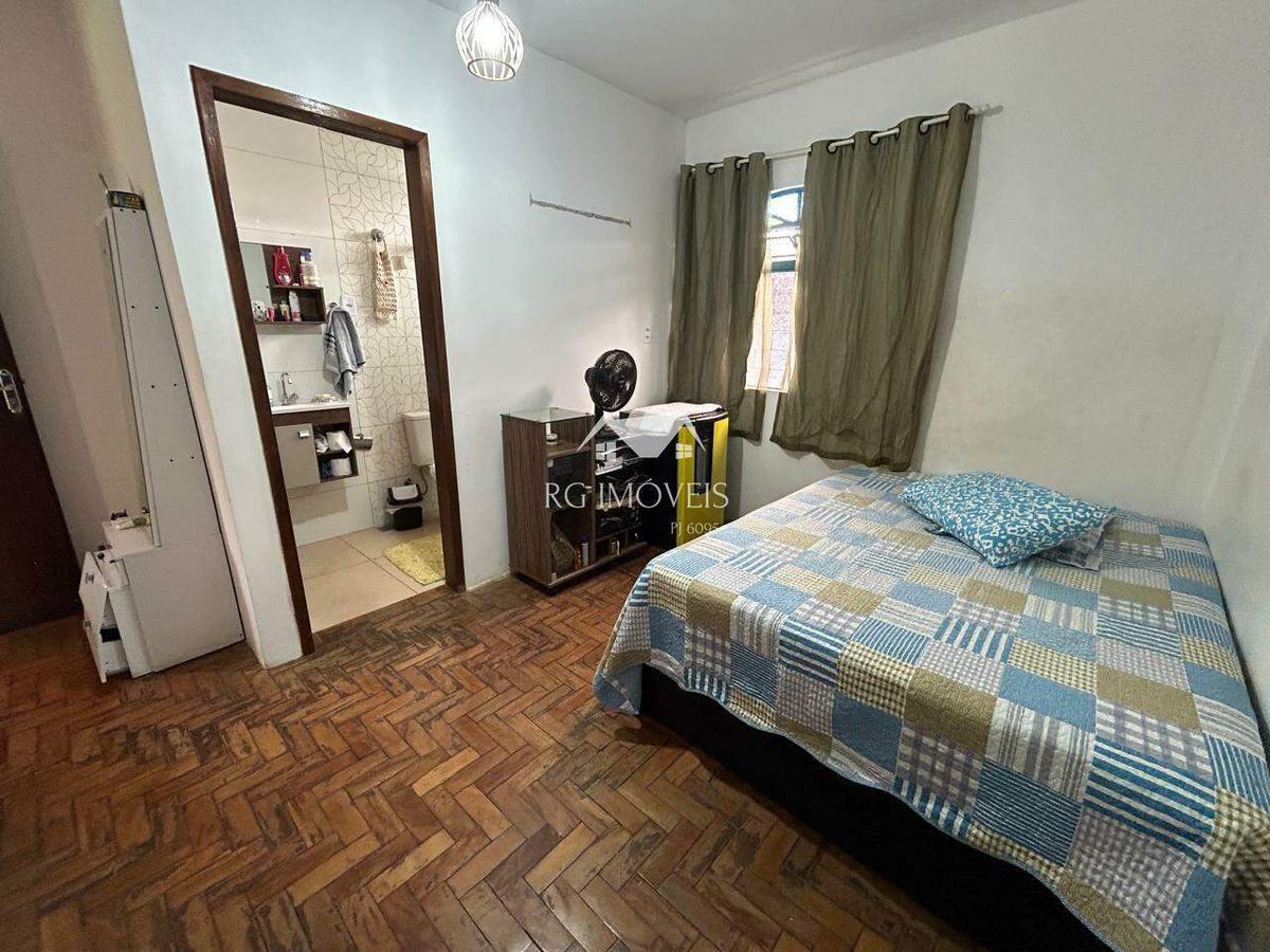 Casa, Castanheira (barreiro), 3 Quartos, 18 Vagas, 1 Suíte
