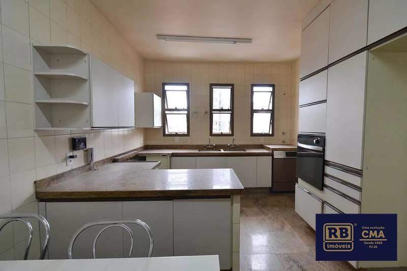Apartamento, Funcionários, 4 Quartos, 3 Vagas, 2 Suítes
