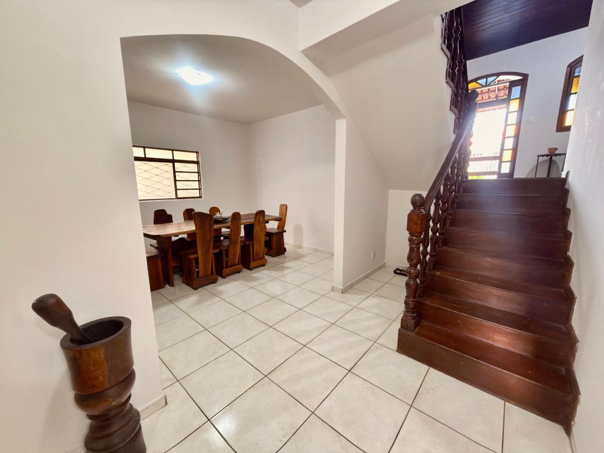 Casa, Jardim Leblon, 4 Quartos, 4 Vagas, 1 Suíte