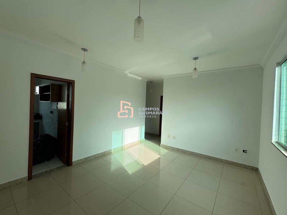 Apartamento, Barreiro, 3 Quartos, 2 Vagas, 1 Suíte