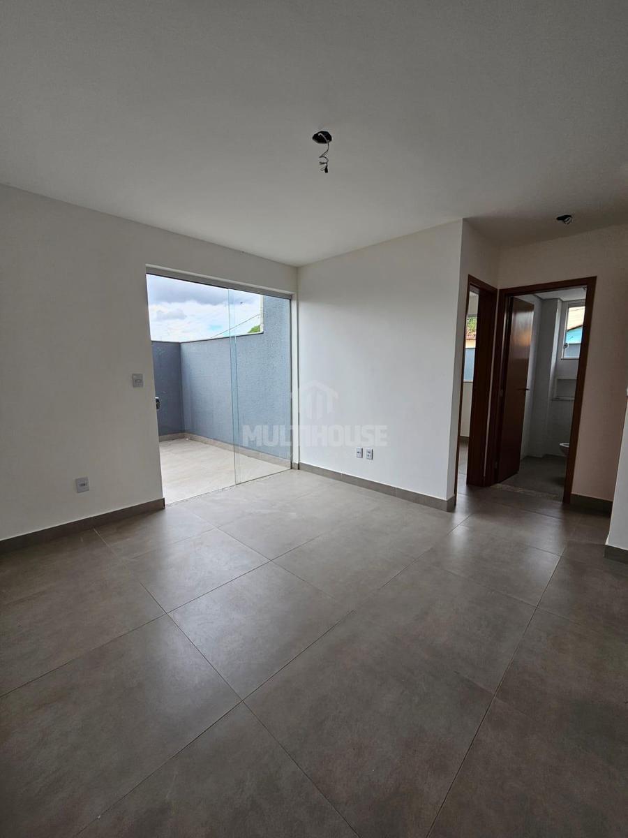Apartamento, Candelária, 2 Quartos, 2 Vagas