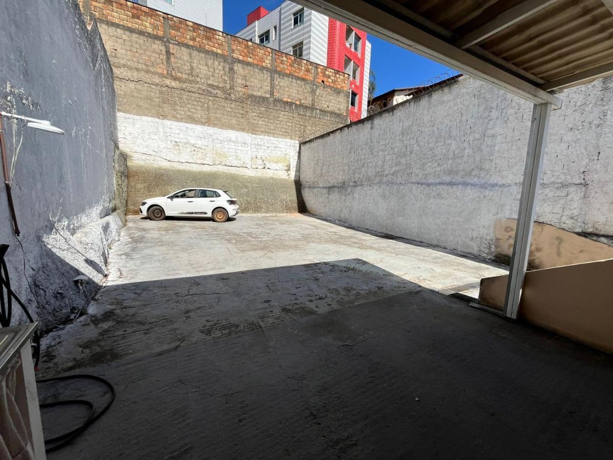 Casa, Estoril, 1 Quarto, 15 Vagas, 1 Suíte