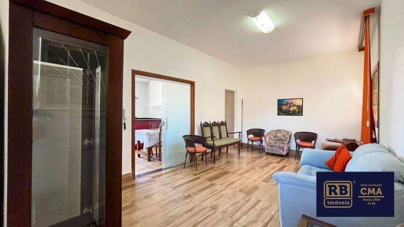 Apartamento, Floresta, 6 Quartos, 0 Vaga, 1 Suíte