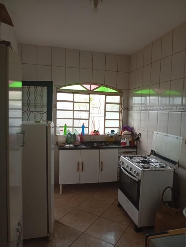 Casa, Jardim Vitória, 2 Quartos, 1 Vaga
