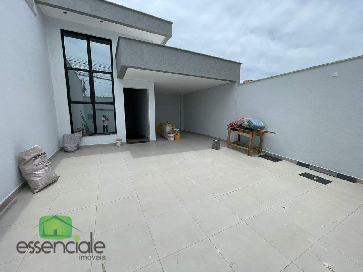 Casa, Europa, 3 Quartos, 3 Vagas, 1 Suíte