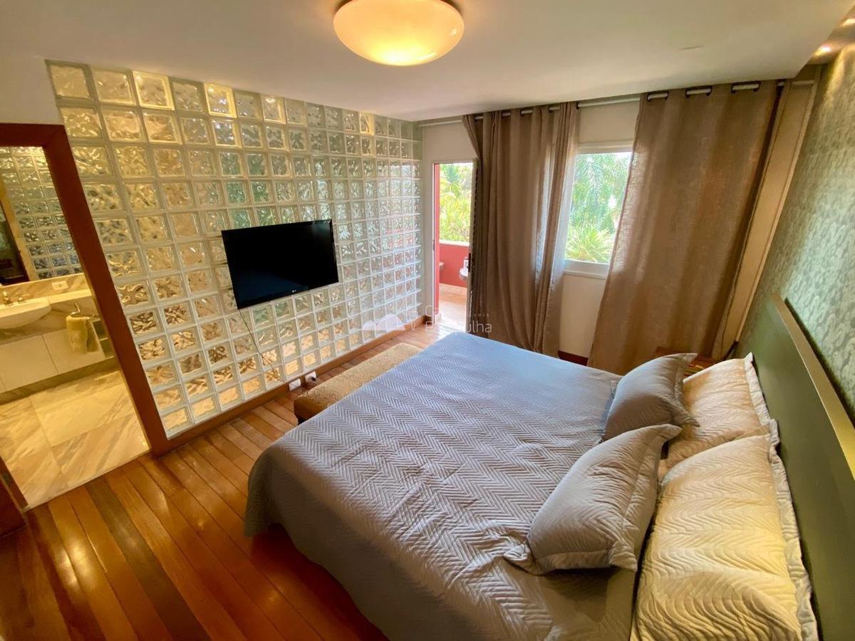 Casa, Bandeirantes (pampulha), 8 Quartos, 11 Vagas, 6 Suítes