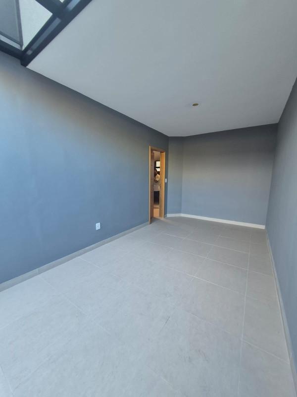 Casa, Cardoso (barreiro), 3 Quartos, 2 Vagas, 1 Suíte
