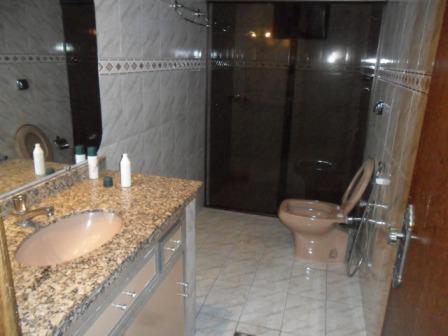 Casa, Jardim dos Comerciários, 3 Quartos, 5 Vagas, 1 Suíte