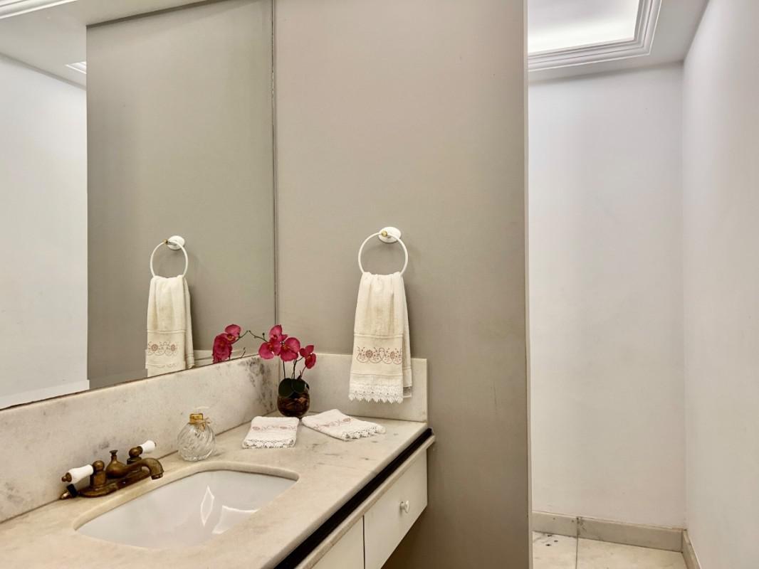 Apartamento, Serra, 4 Quartos, 0 Vaga, 2 Suítes