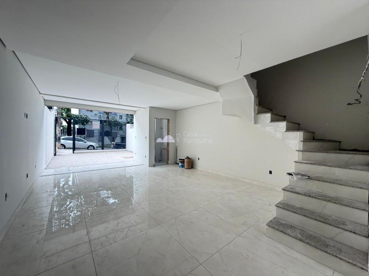 Casa, Santa Mônica, 3 Quartos, 4 Vagas, 1 Suíte