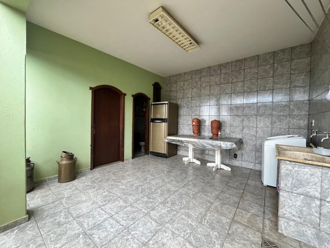 Casa, Jardim Riacho das Pedras, 4 Quartos, 4 Vagas, 1 Suíte