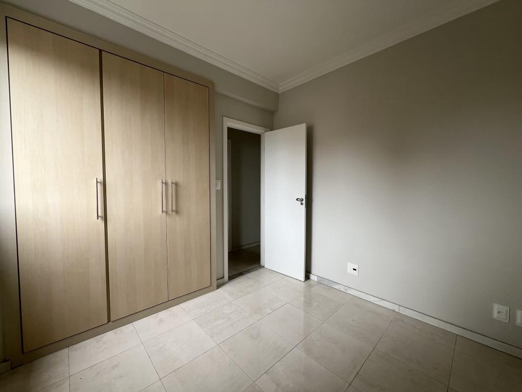 Apartamento, Itapoã, 4 Quartos, 2 Vagas, 1 Suíte