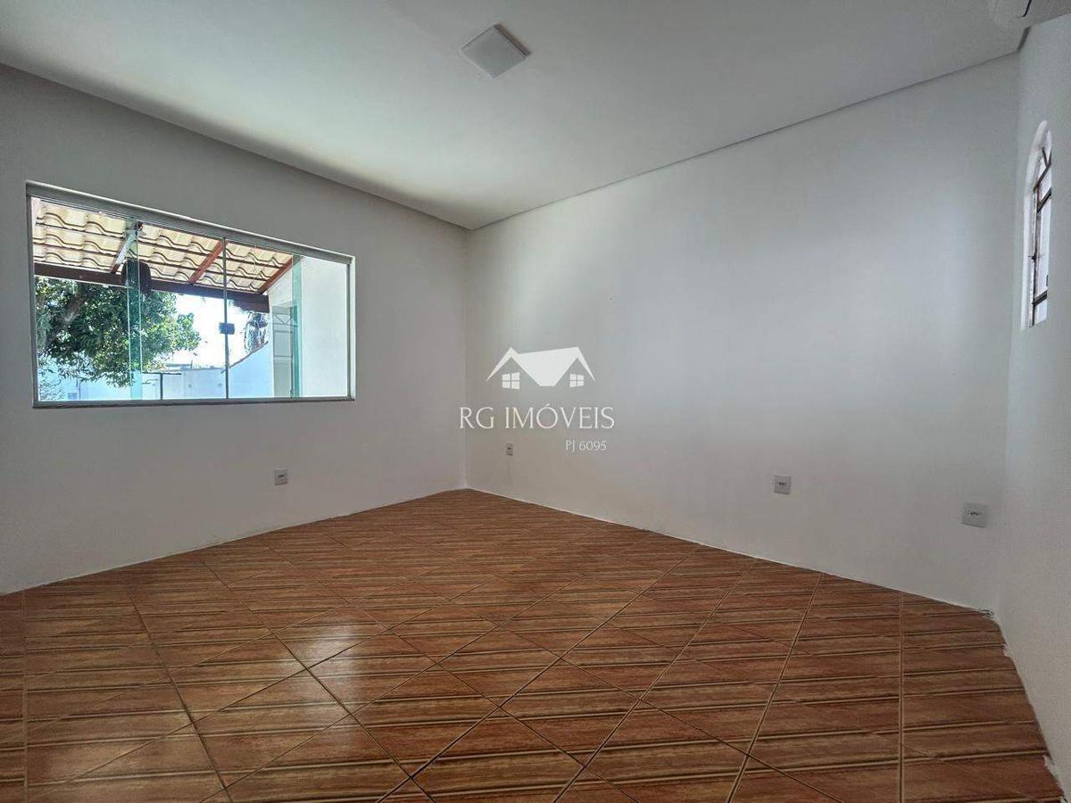 Casa, Novo Progresso, 2 Quartos, 6 Vagas