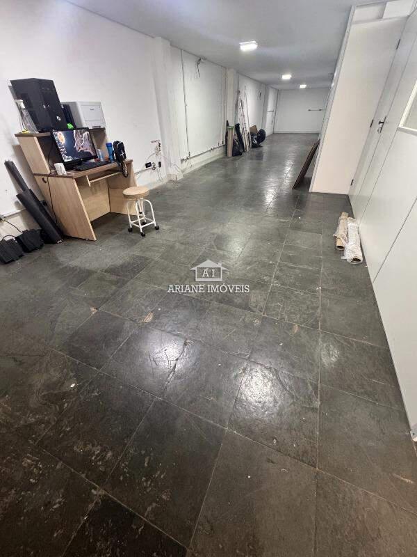 Andar, Funcionários, 0 Quarto, 2 Vagas