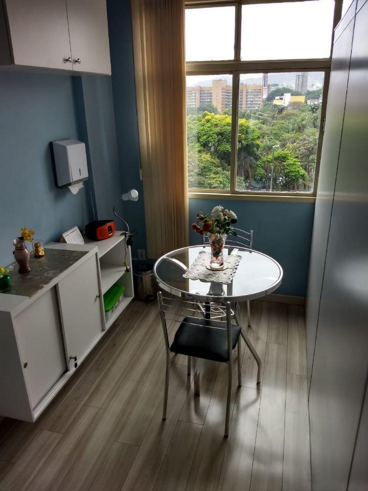 Sala, Centro