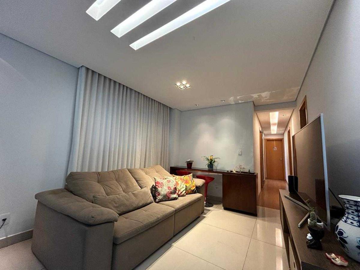 Apartamento, Castelo, 4 Quartos, 4 Vagas, 3 Suítes