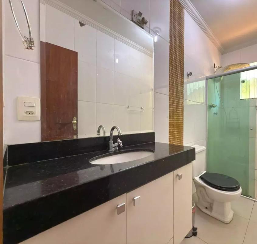 Casa, Santa Mônica, 4 Quartos, 2 Vagas, 2 Suítes