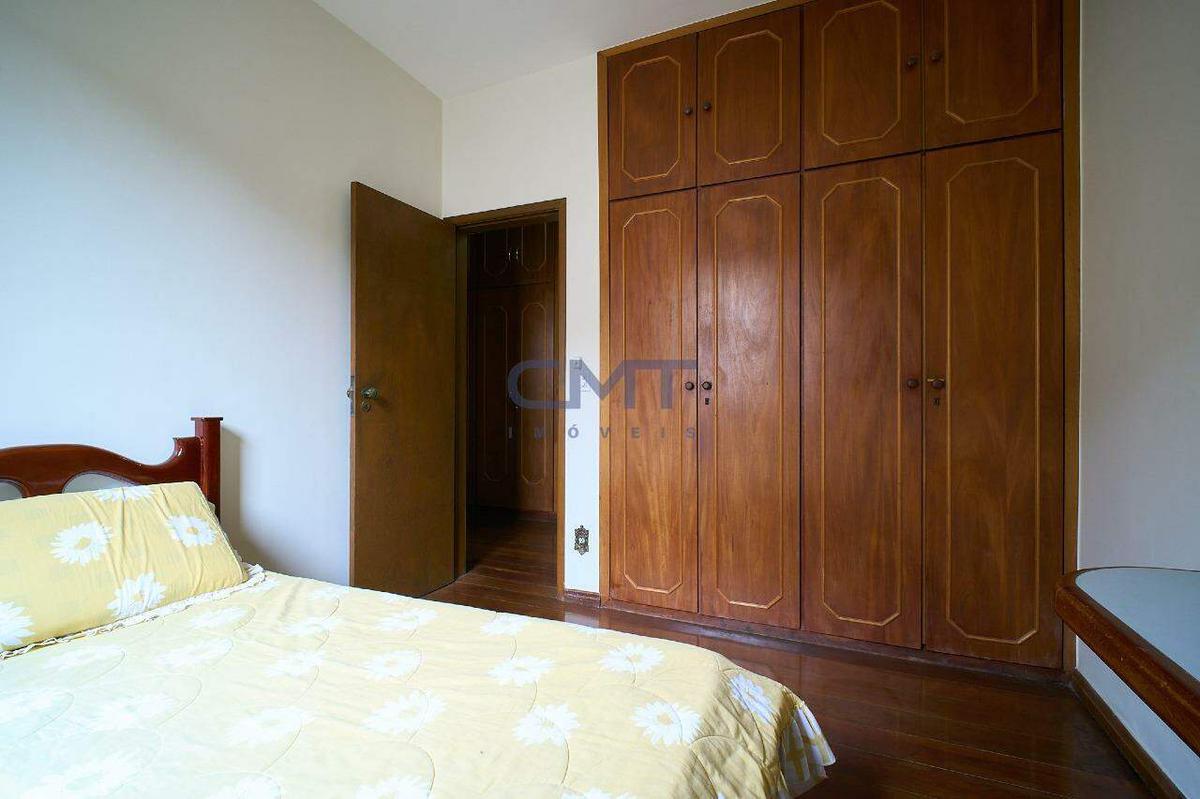 Casa, Luxemburgo, 5 Quartos, 4 Vagas, 1 Suíte