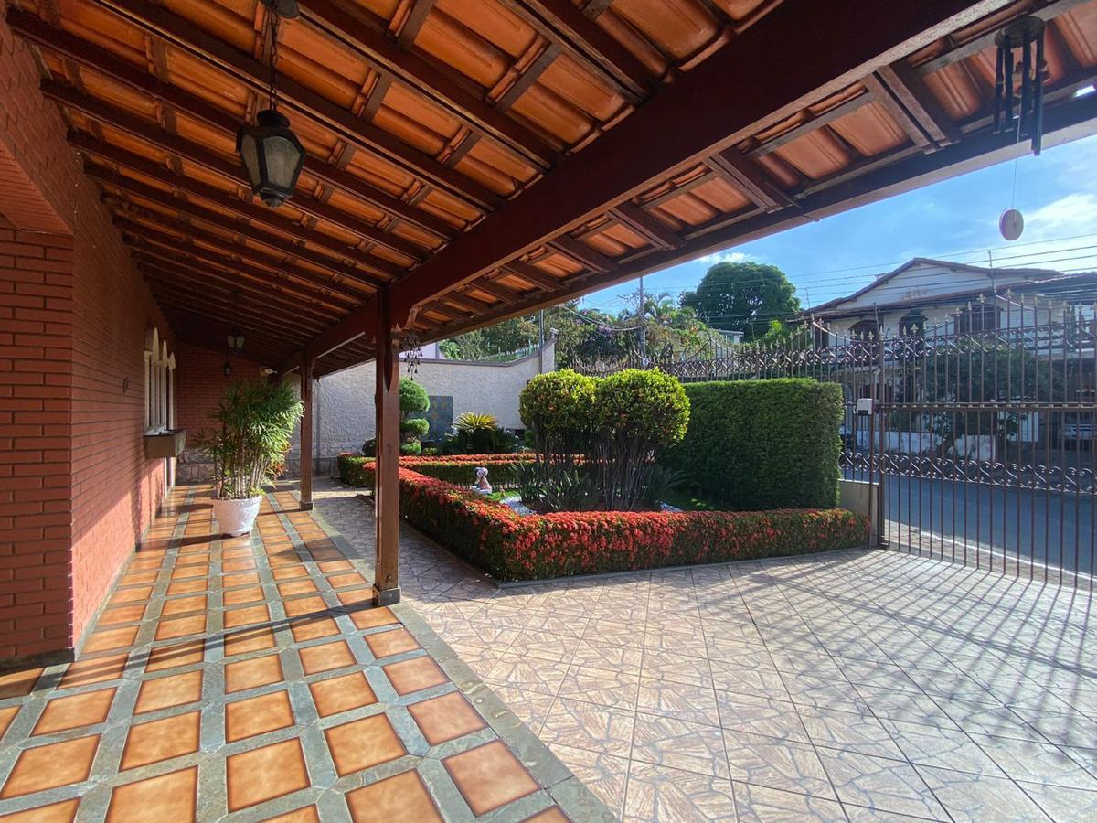 Casa, Planalto, 4 Quartos, 4 Vagas, 1 Suíte