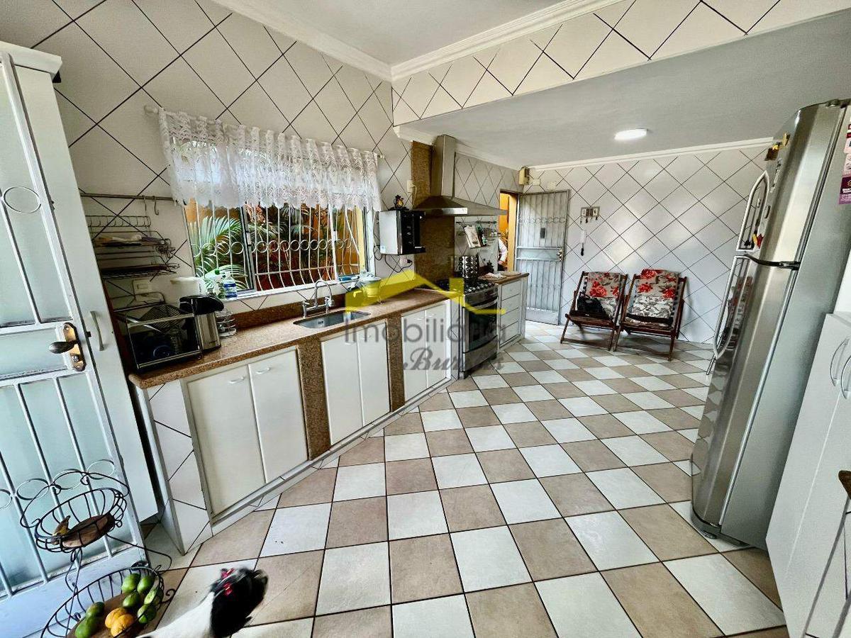 Casa, Marajó, 4 Quartos, 3 Vagas, 1 Suíte