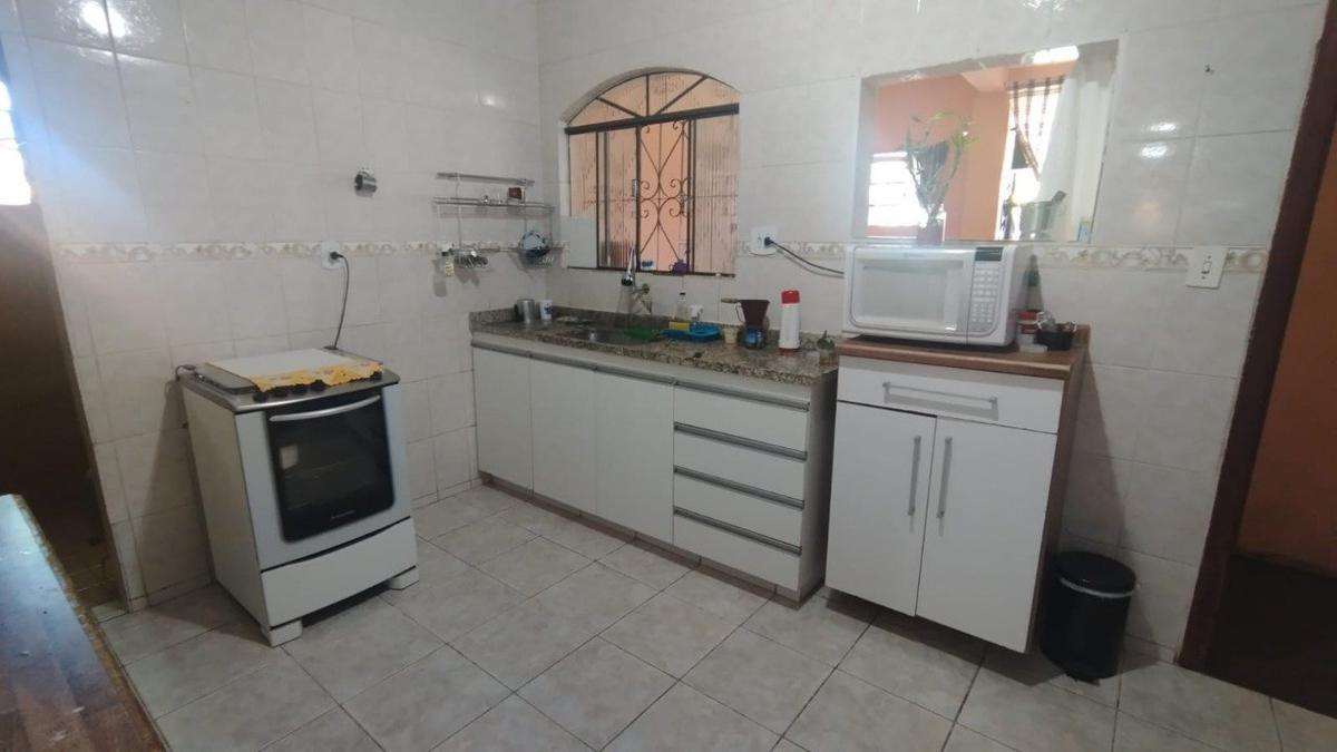 Casa, Solimões, 5 Quartos, 3 Vagas, 1 Suíte