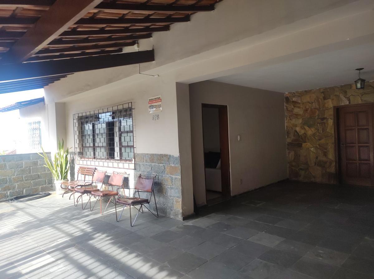 Casa, Planalto, 3 Quartos, 4 Vagas, 1 Suíte