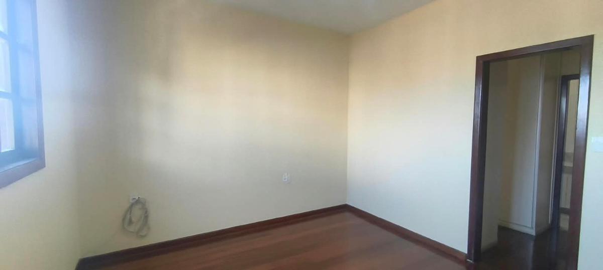 Casa, Pirajá, 3 Quartos, 2 Vagas, 1 Suíte