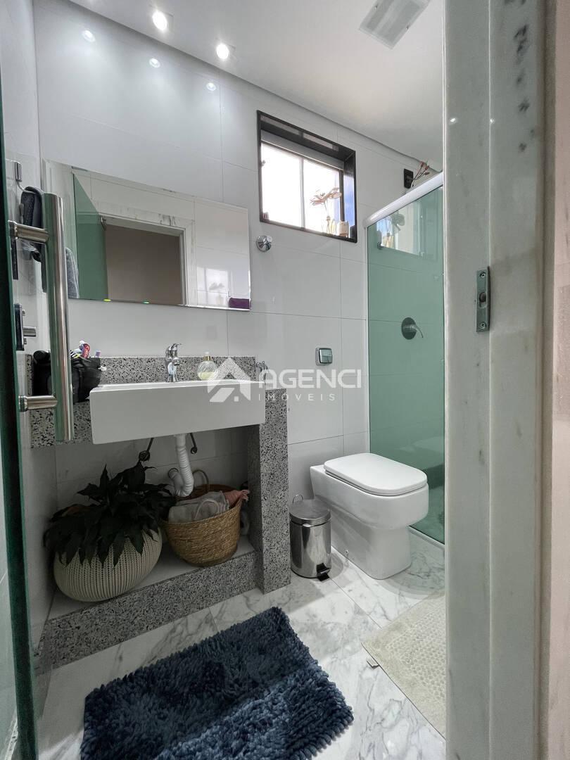 Apartamento, Cabral, 3 Quartos, 0 Vaga, 3 Suítes