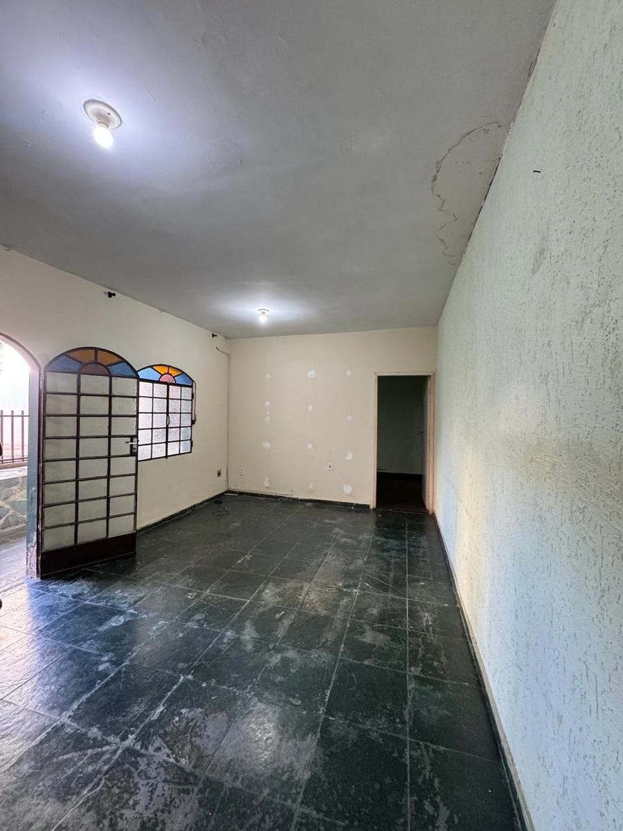 Casa, Santa Inês, 2 Quartos, 8 Vagas