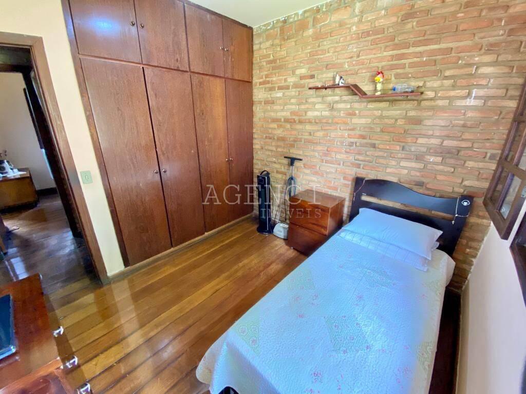 Casa, Bandeirantes (pampulha), 4 Quartos, 0 Vaga, 1 Suíte