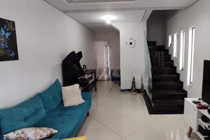 Casa, Masterville, 2 Quartos, 2 Vagas, 1 Suíte