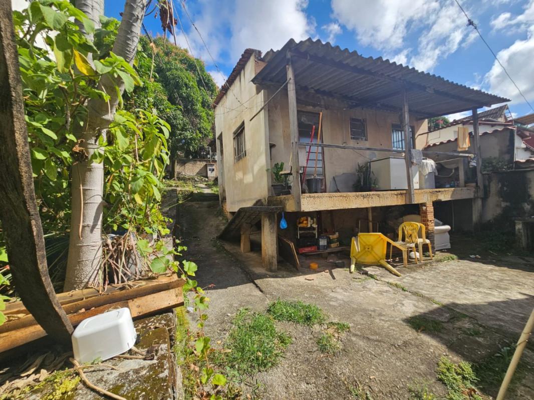 Lote, João Pinheiro, 0 Quarto, 0 Vaga