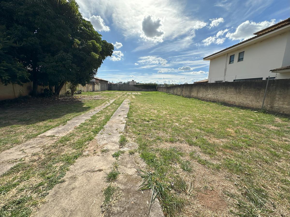 Lote, São Luiz (pampulha), 0 Quarto, 0 Vaga