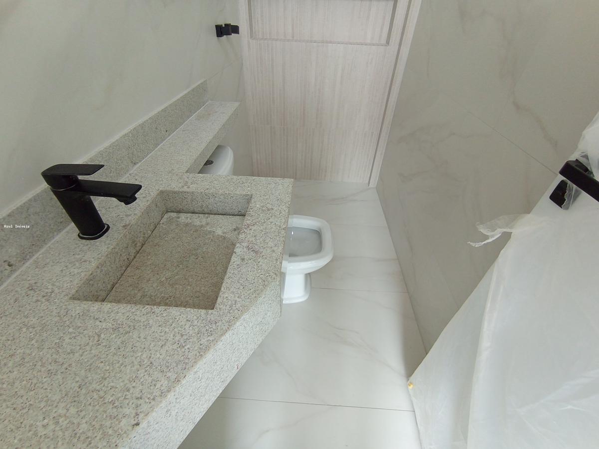 Casa, Planalto, 3 Quartos, 2 Vagas, 1 Suíte