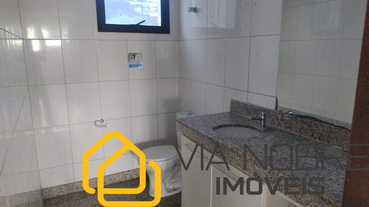 Sala, Estoril, 5 Vagas