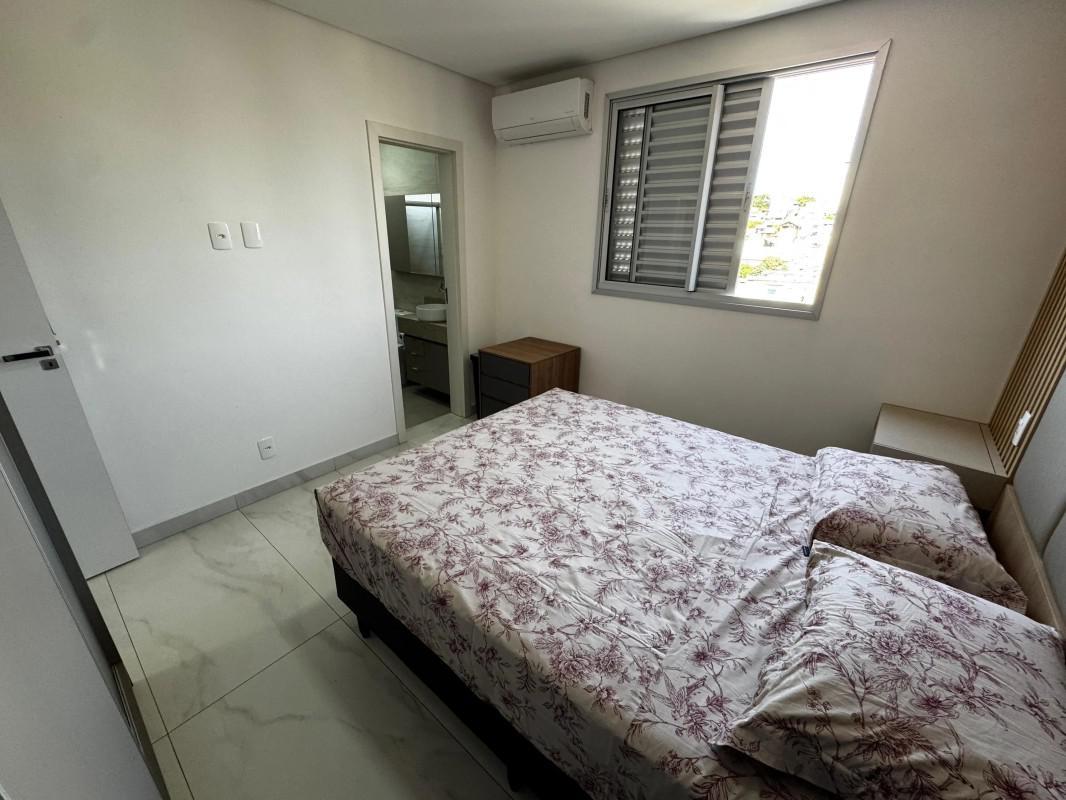 Cobertura, Sagrada Família, 2 Quartos, 2 Vagas, 1 Suíte