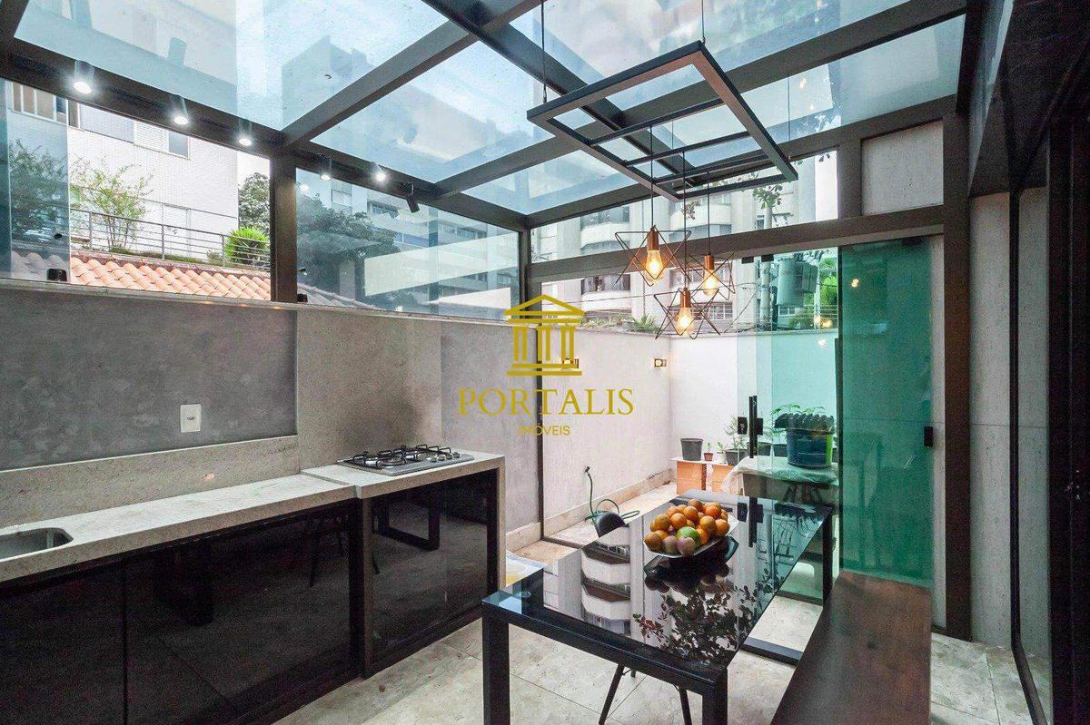 Apartamento, Funcionários, 2 Quartos, 2 Vagas, 2 Suítes