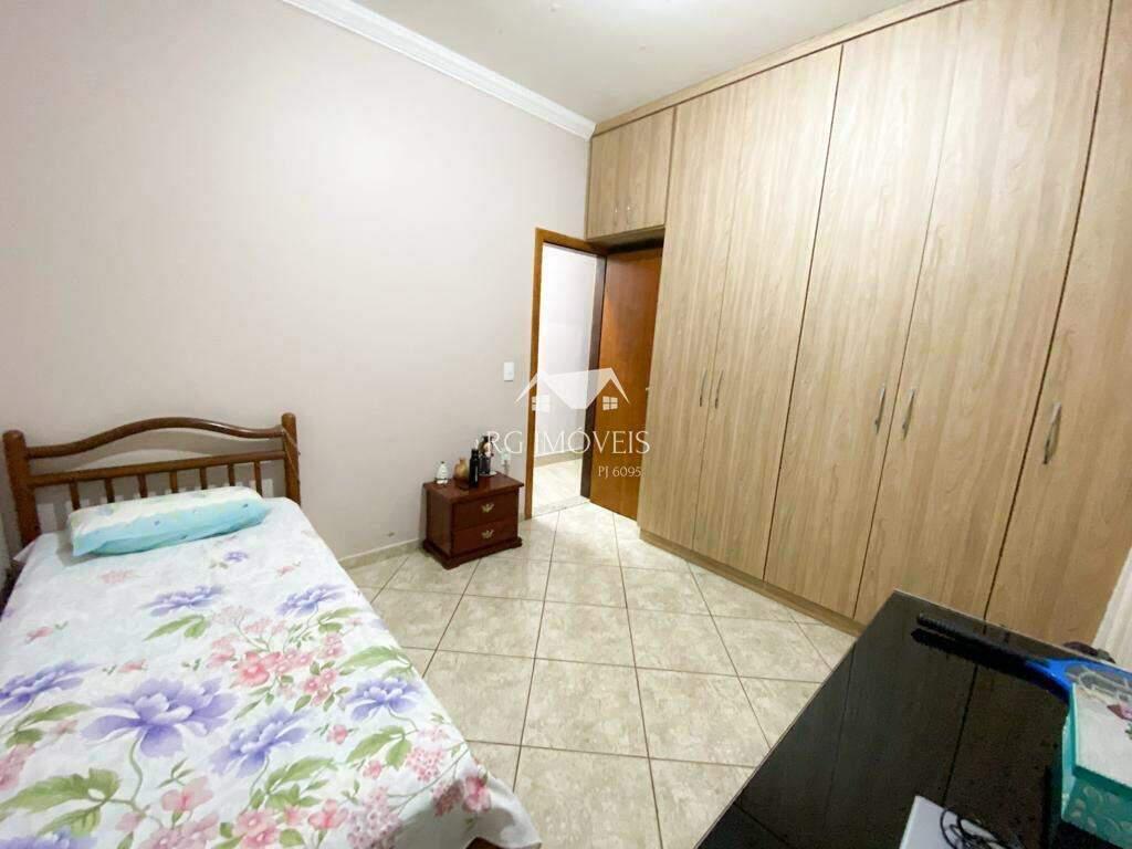Casa, Milionários, 3 Quartos, 5 Vagas, 1 Suíte