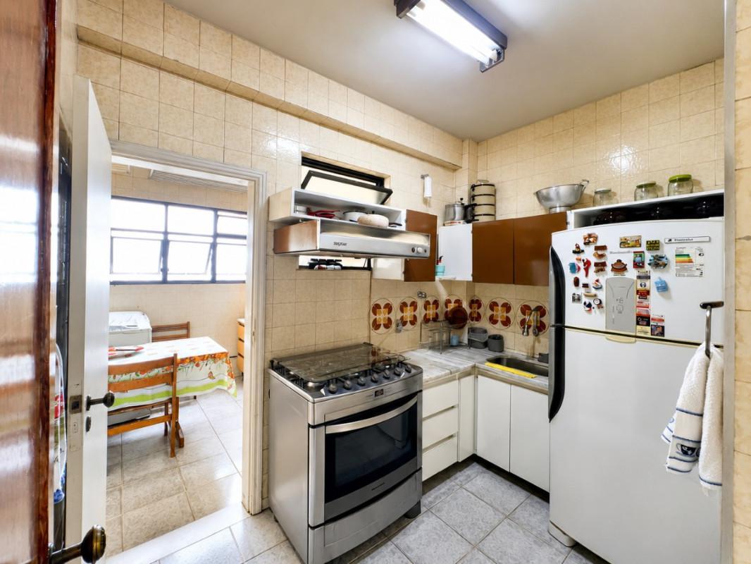 Apartamento, Floresta, 3 Quartos, 2 Vagas, 1 Suíte